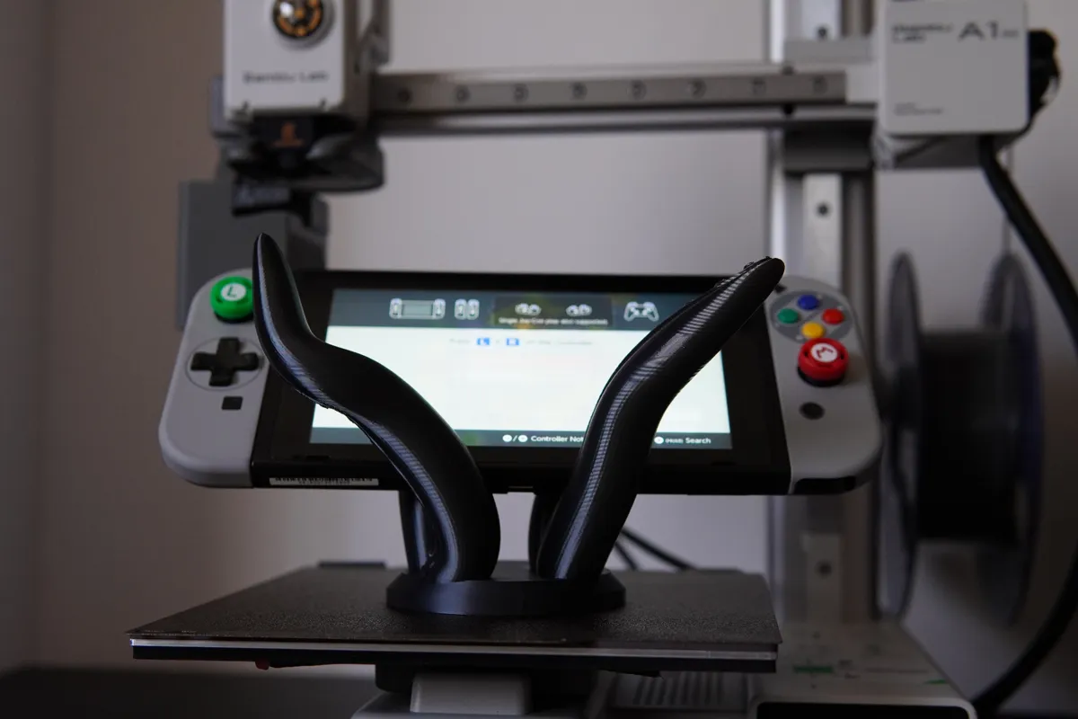 The Ultimate Tentacle Stand / PS5 / Xbox /Switch, photo 4 of 4 - The Ultimate Tentacle Stand / PS5 / Xbox /Switch Gaming Accessories