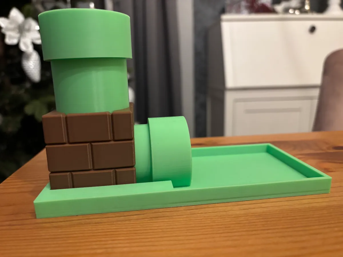 Super Mario Würfelturm Dice Tower, photo 4 of 4 - Super Mario Würfelturm Dice Tower Toys & Games