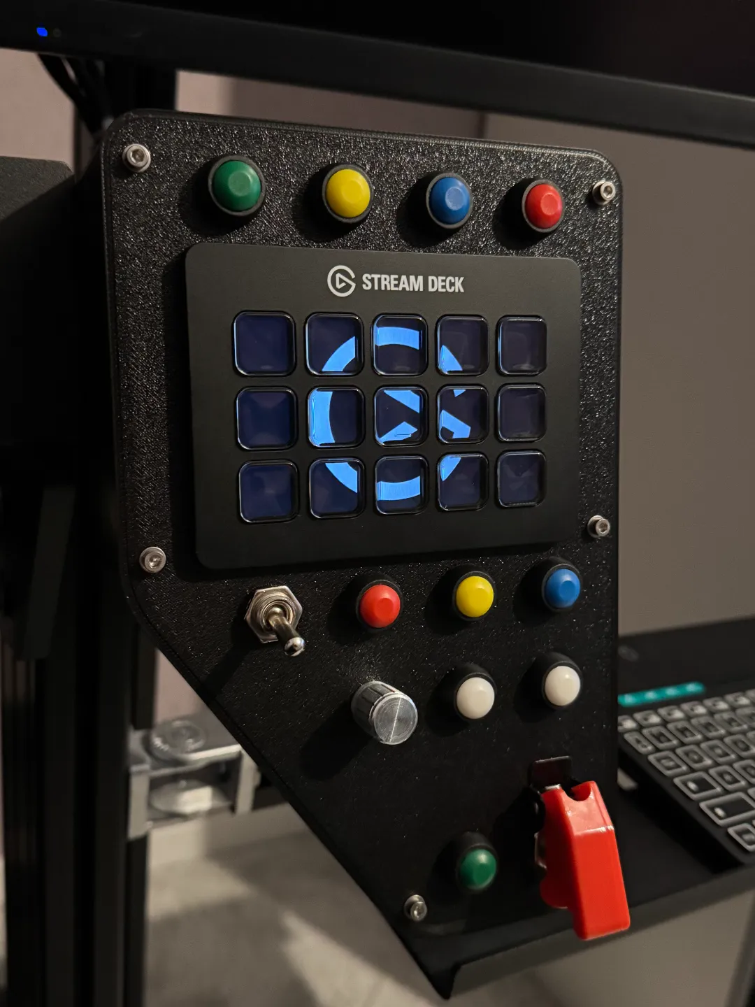 Simracing Buttonbox mit Streamdeck, photo 3 of 3 - Simracing Buttonbox mit Streamdeck Hobby & DIY