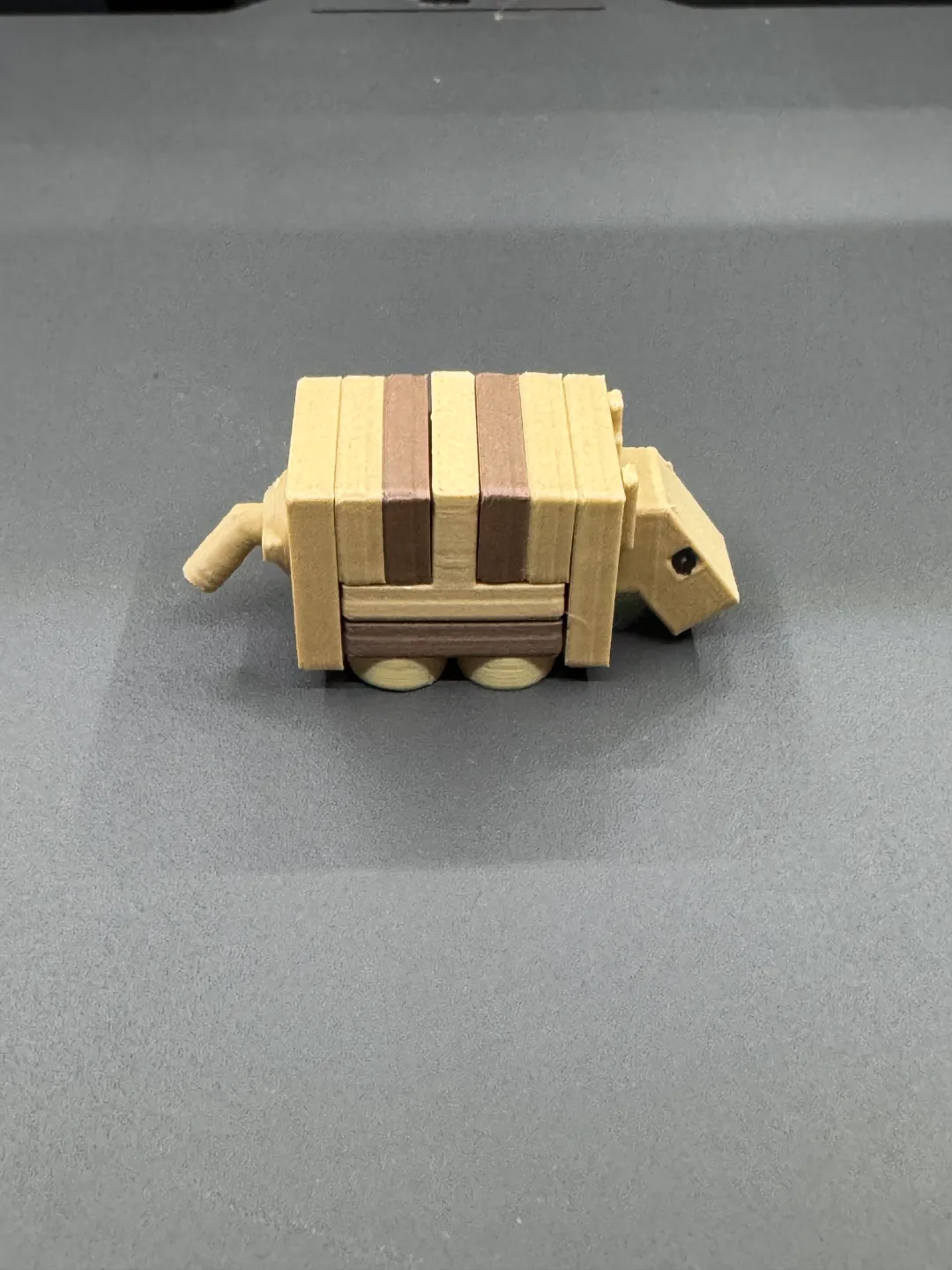Minecraft Amadillo - Bricks, photo 3 of 4 - Minecraft Amadillo - Bricks Figurines & Collectibles