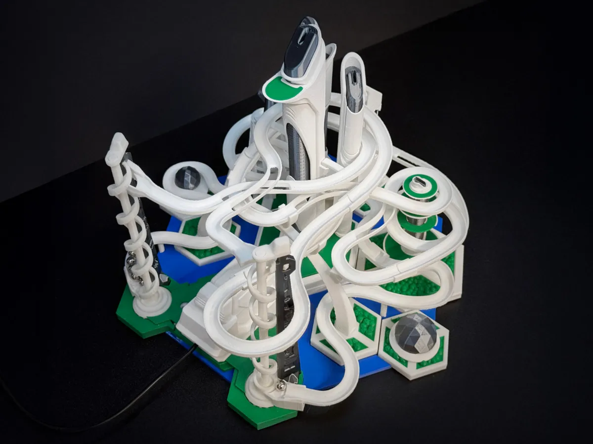 NeoHexa Metropolis Marble Run, Future in Motion