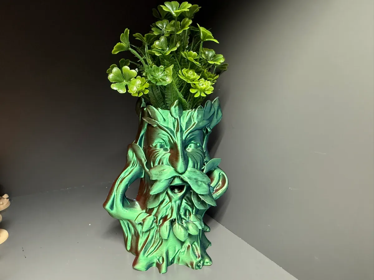 tree-style planter