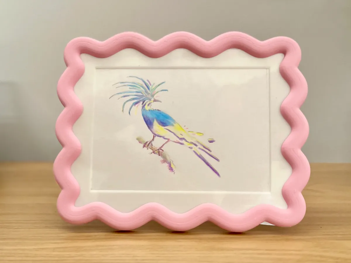 Wavy Picture Frame 5x7, Stand