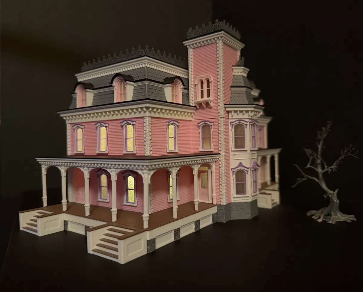 Victorian #3 HO Scale, Pink Mansion, New Berlin NY, photo 4 of 4 - Victorian #3 HO Scale, Pink Mansion, New Berlin NY Models, RC & Drones