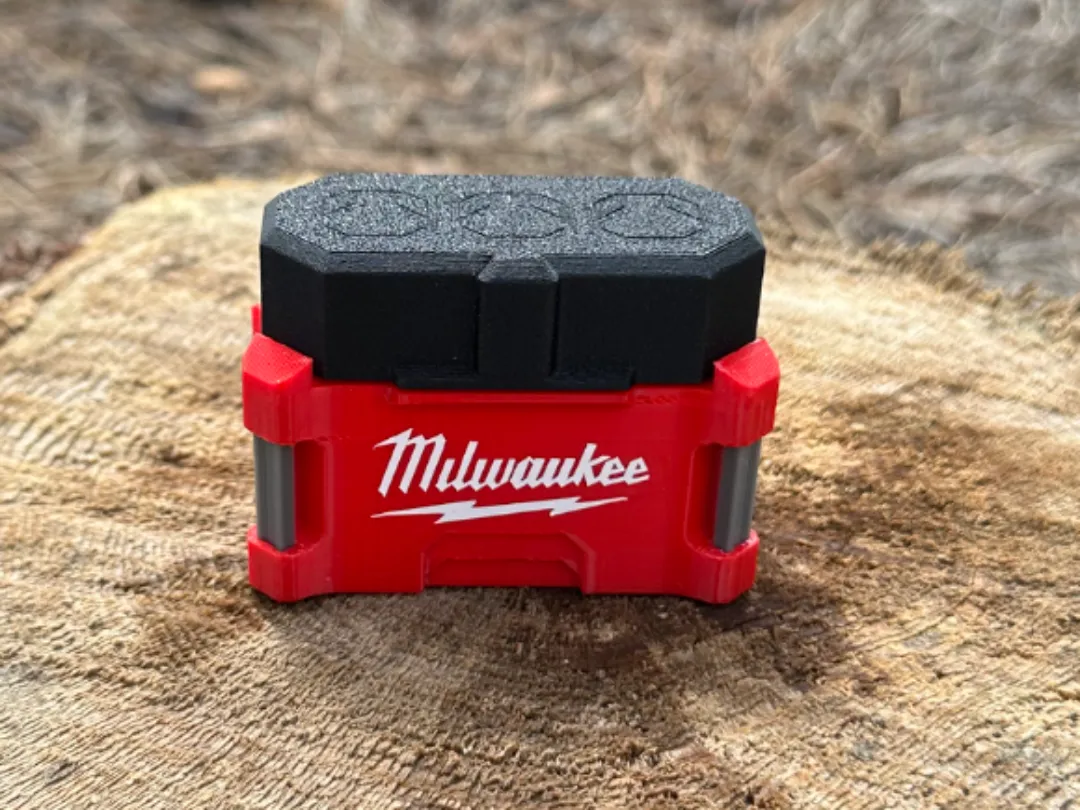 Milwaukee Style Airpods Pro Case