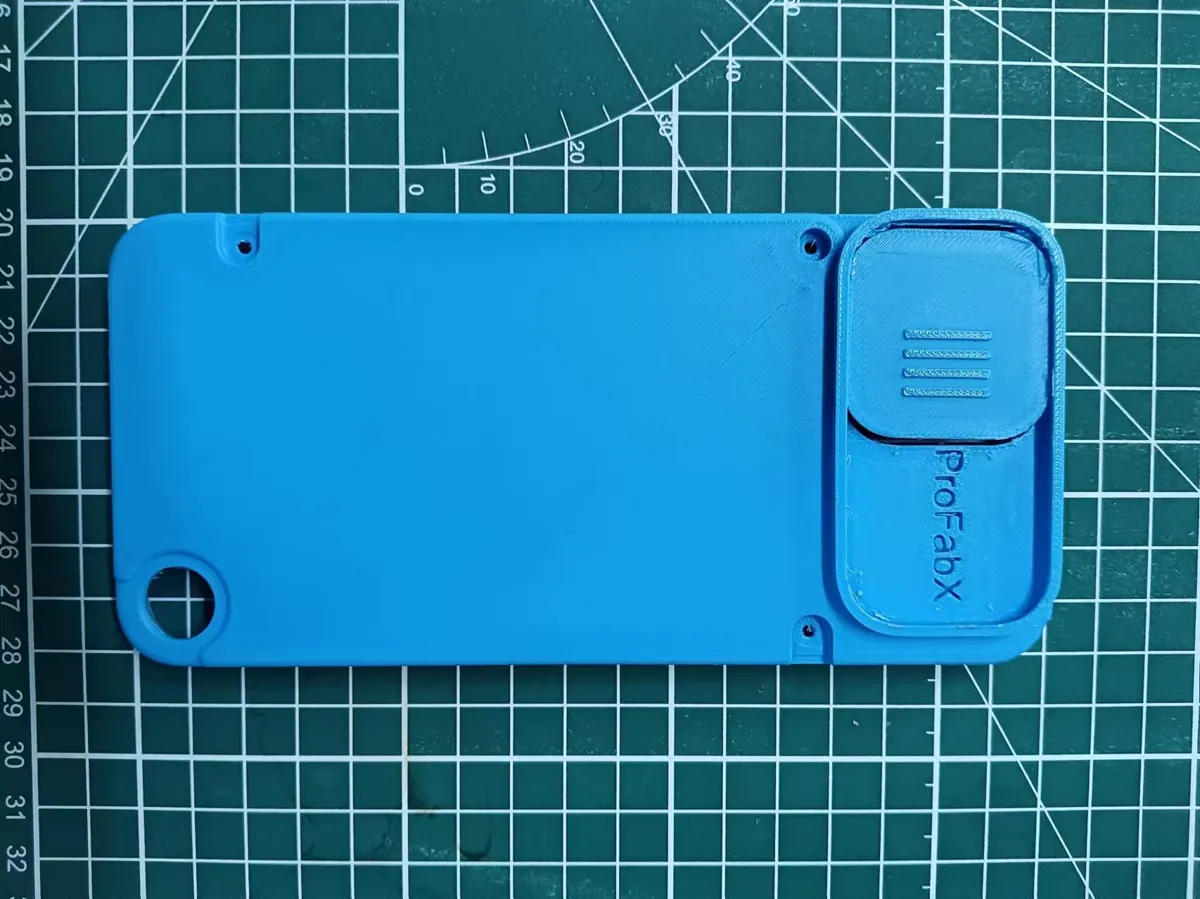 Sliding camera lens cover phone case, photo 2 of 4 - Sliding camera lens cover phone case Household