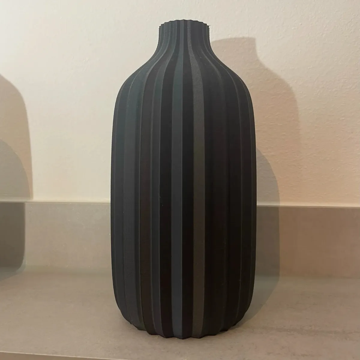 Vase Beautiful 15 cm, photo 3 of 4 - Vase Beautiful 15 cm Home Decor Items