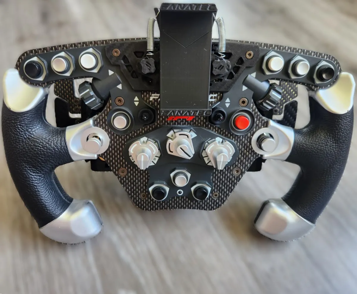 Fanatec F1 Wheel Phone Mount, photo 4 of 4 - Fanatec F1 Wheel Phone Mount Hobby & DIY