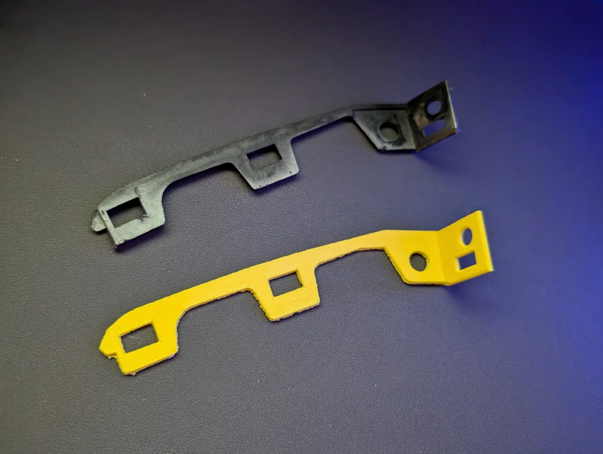 Alfa Romeo Giulia Bumper Tab, photo 2 of 4 - Alfa Romeo Giulia Bumper Tab Car & Vehicle