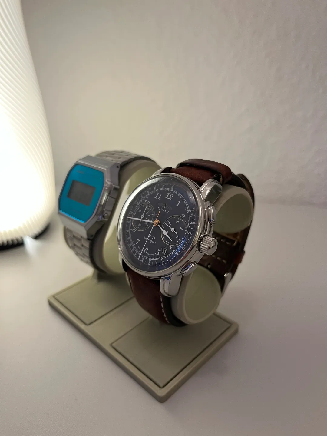 Watch stand for 1, 2, or 4 watches, photo 2 of 4 - Watch stand for 1, 2, or 4 watches Household