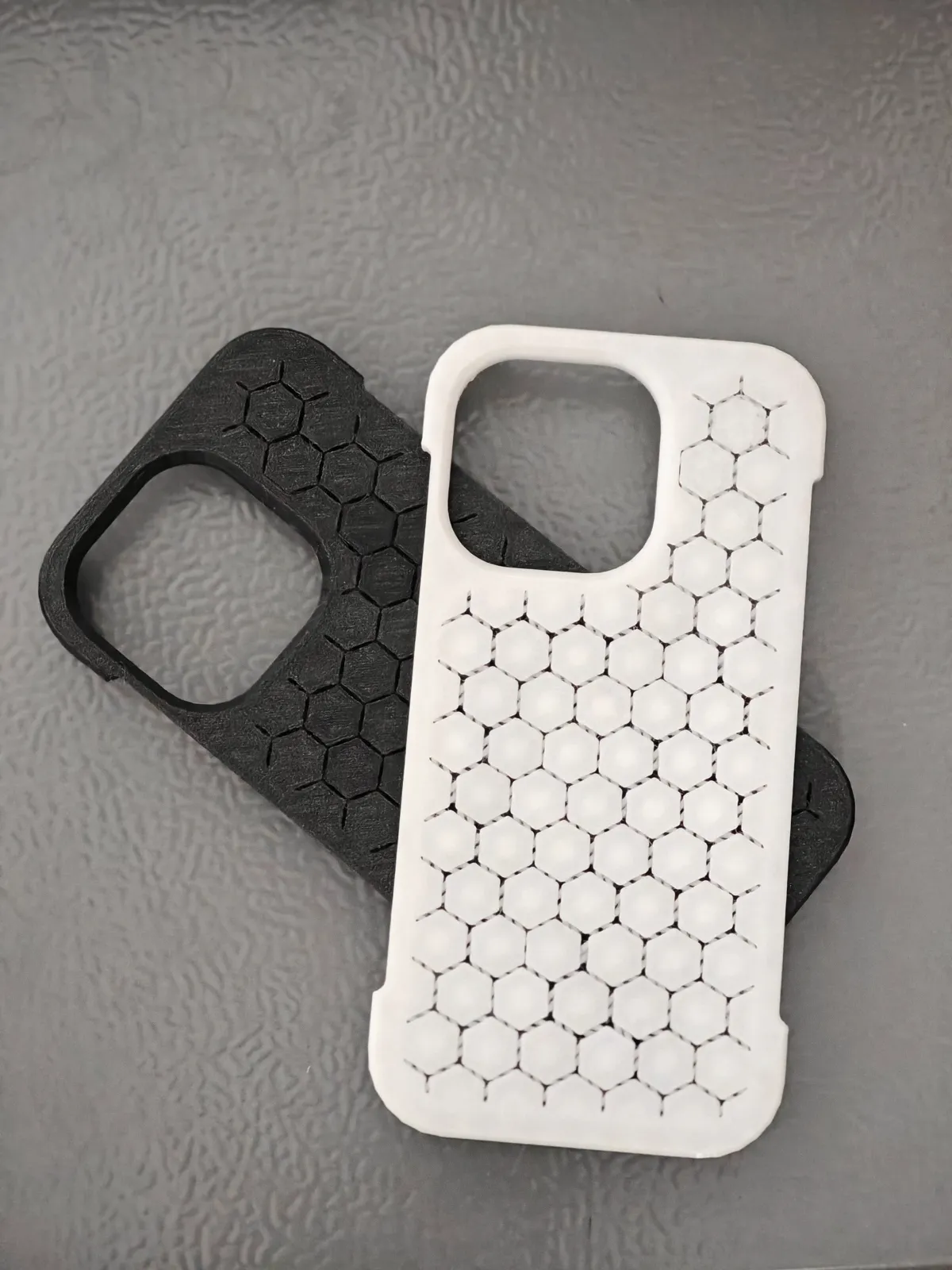 iPhone Soft Chainmail Case - iPhone 14 Covers, in stock