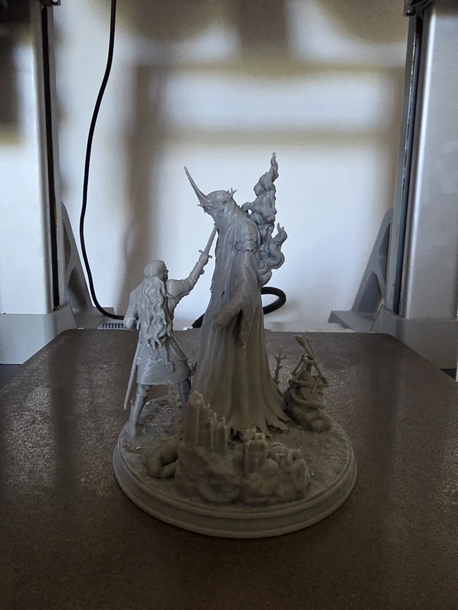 Éowyn vs Witch-king of Angmar, Pelennor Fields, photo 3 of 4 - Éowyn vs Witch-king of Angmar, Pelennor Fields Gifts & Occasions