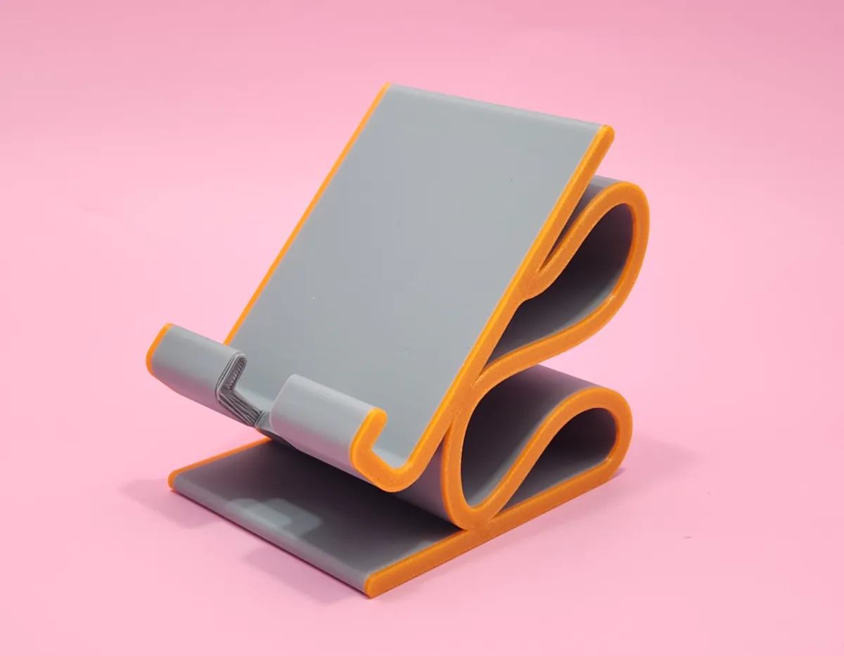 Curved Phone Stand