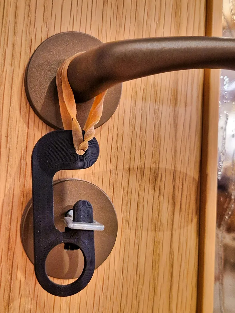 Roomkey Keeper & Safeguard / Schlüssel-Sicherung, photo 4 of 4 - Roomkey Keeper & Safeguard / Schlüssel-Sicherung Household