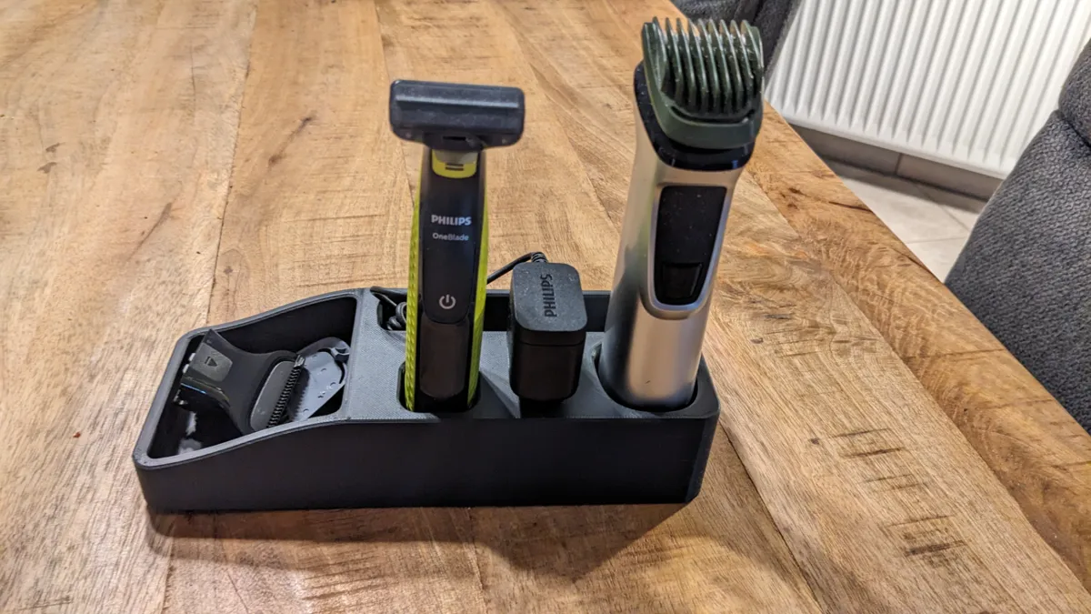 Philips OneBlade and MG7720 Organizer, photo 2 of 4 - Philips OneBlade and MG7720 Organizer Tools
