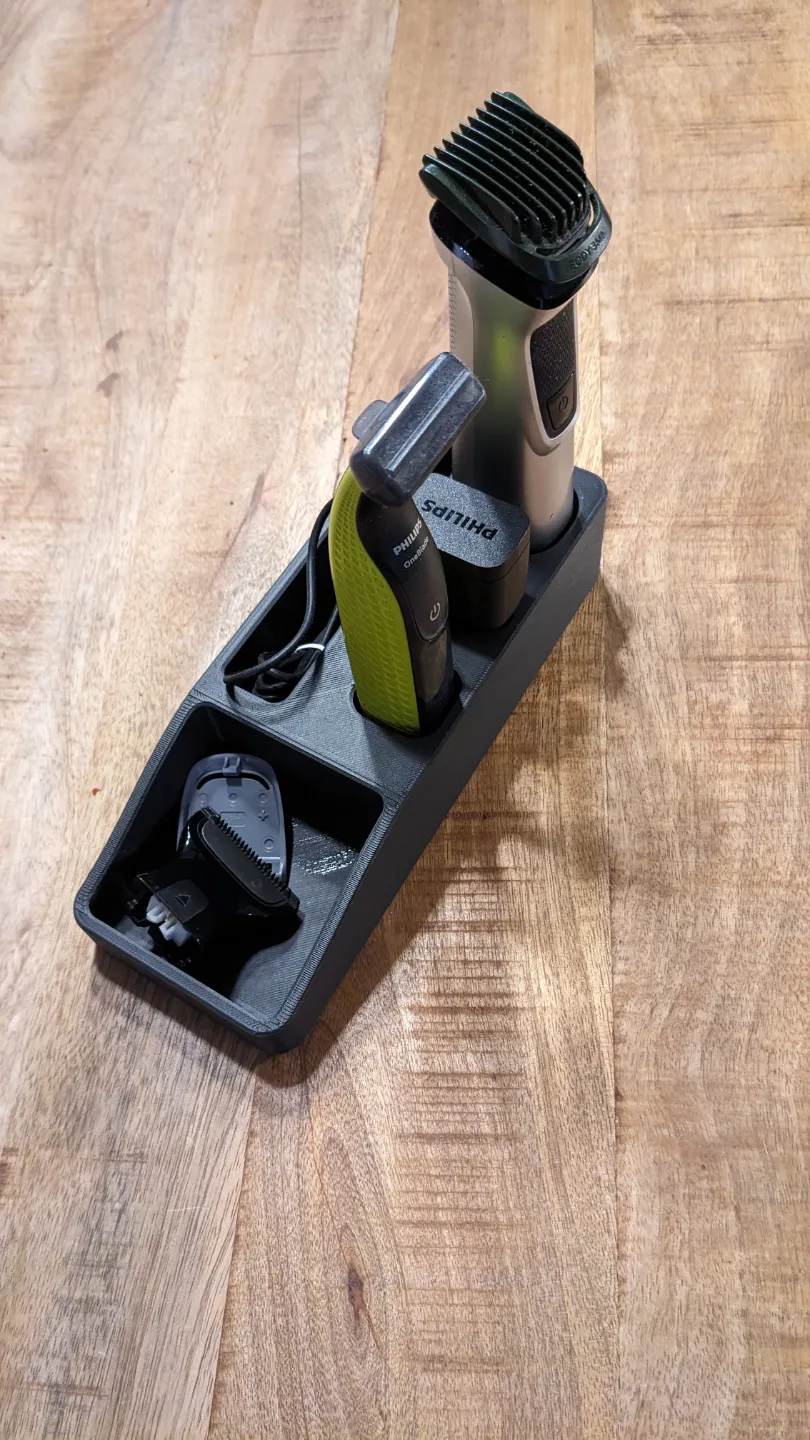 Philips OneBlade and MG7720 Organizer, photo 3 of 4 - Philips OneBlade and MG7720 Organizer Tools