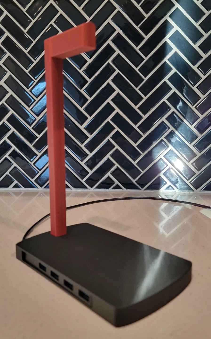 Headphone Stand with Optional USB Hub - Anker, photo 4 of 4 - Headphone Stand with Optional USB Hub - Anker Mobile & Device Accessories