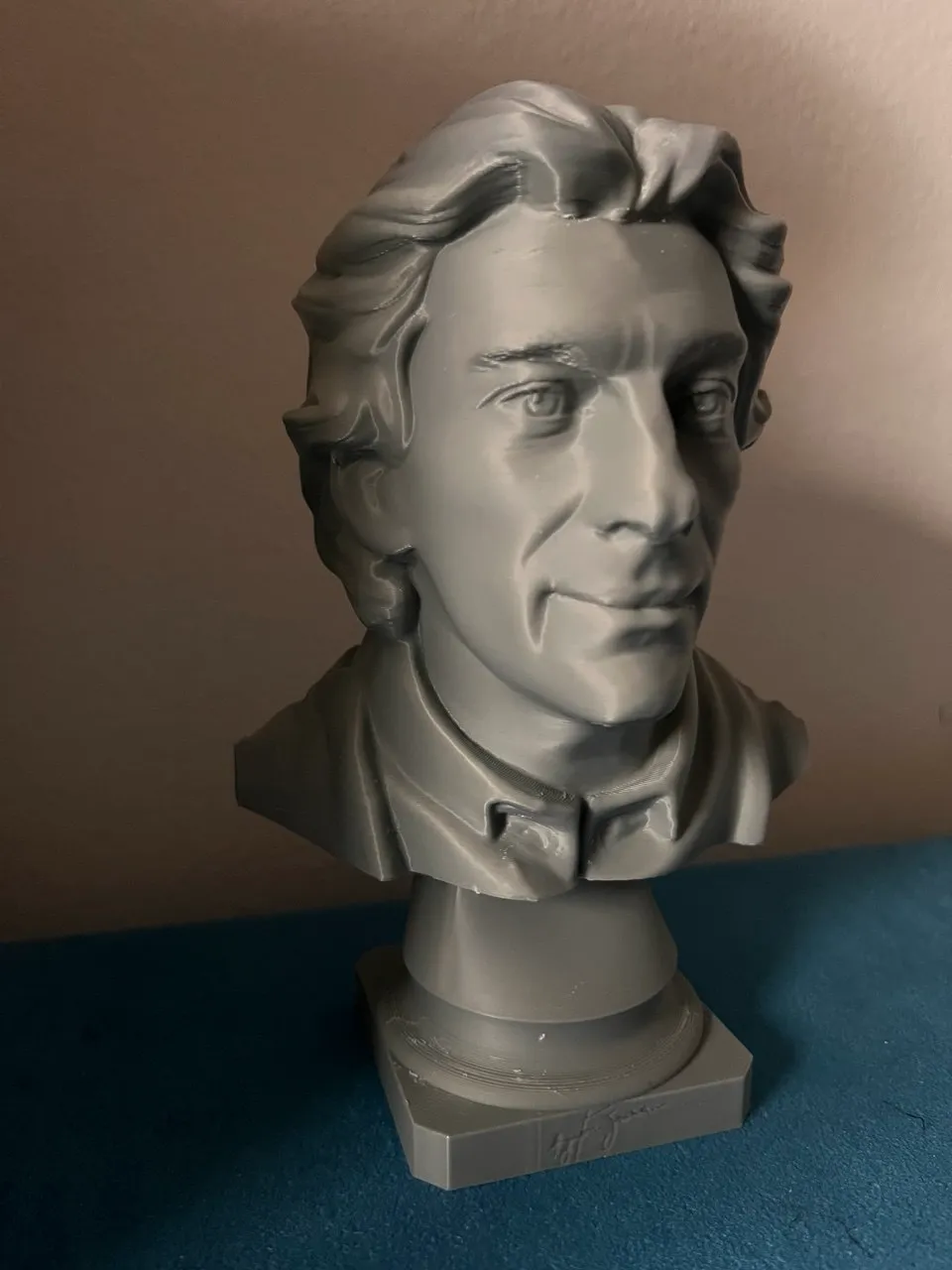 Ayrton Senna bust, photo 3 of 4 - Ayrton Senna bust Figurines & Collectibles