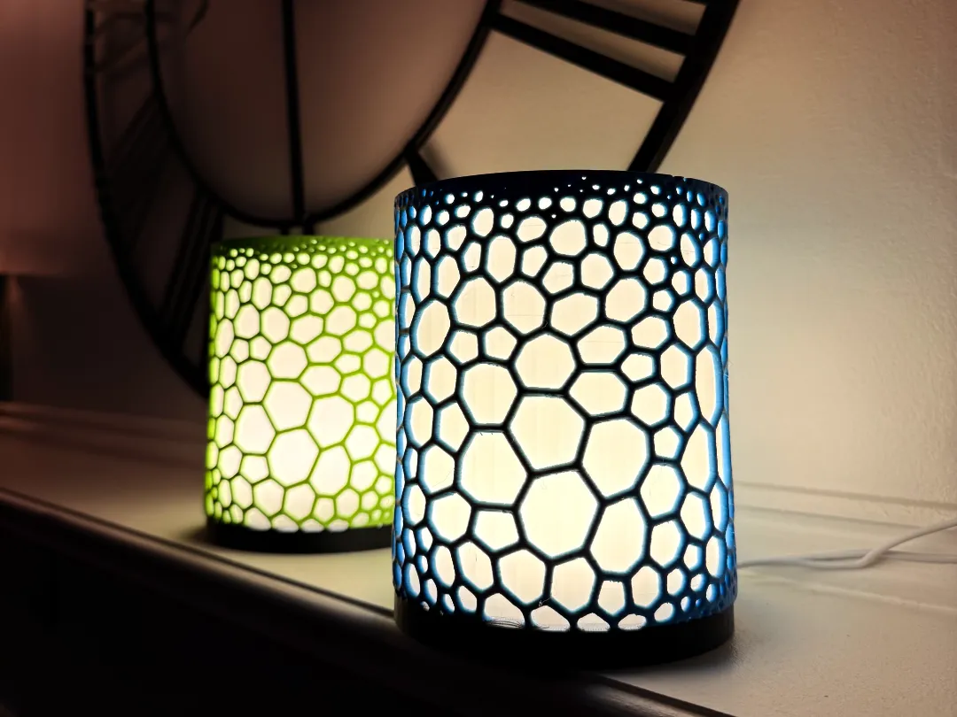 LED Desktop Lamp - Voronoi Pattern