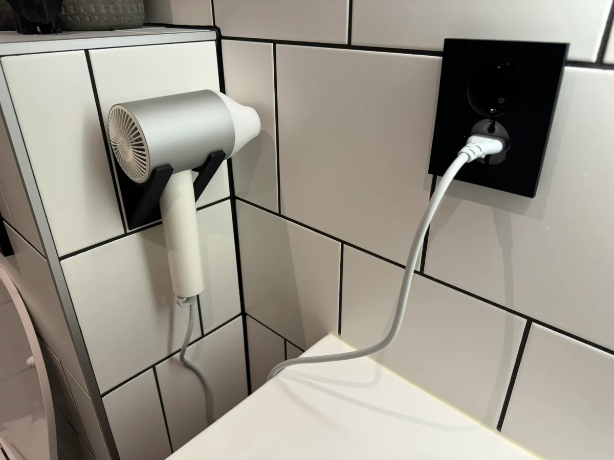 Xiaomi H500 Hairdryer Wall Mount, photo 3 of 4 - Xiaomi H500 Hairdryer Wall Mount Bath & Personal Care