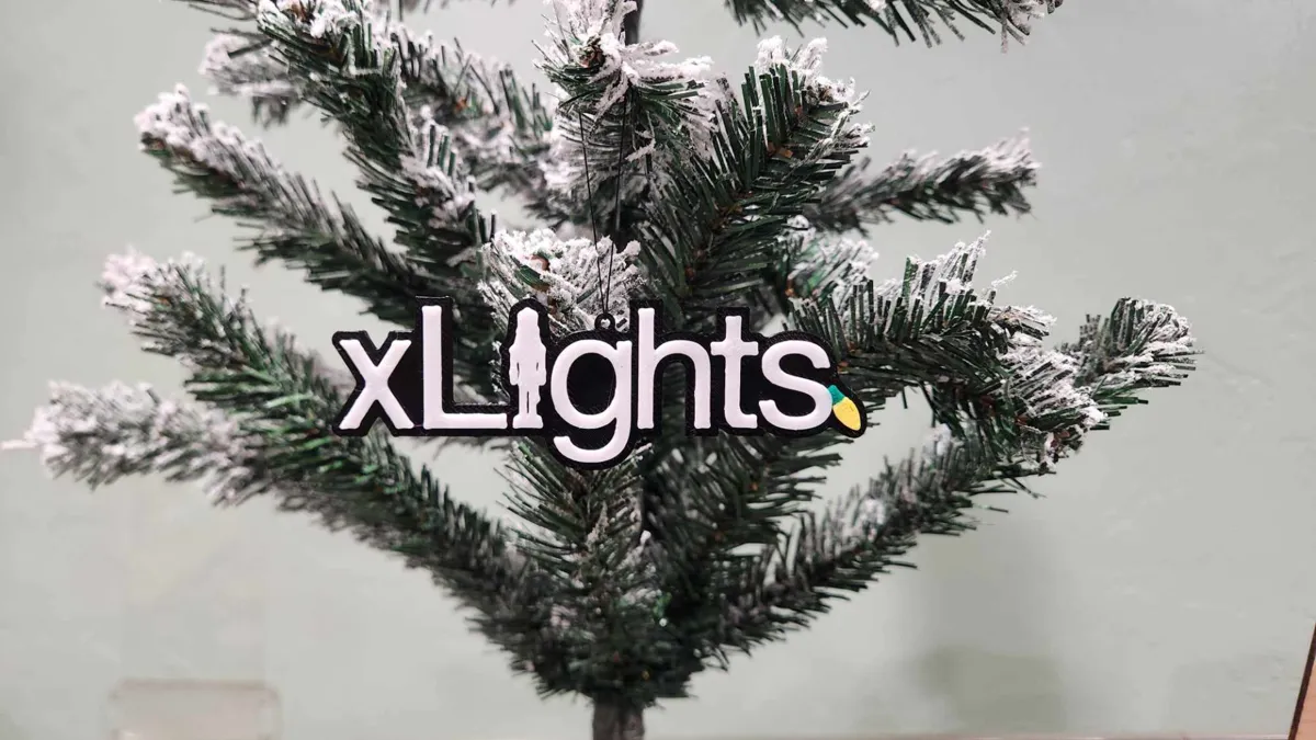 Xlights Christmas Ornament and Keychain, photo 2 of 3 - Xlights Christmas Ornament and Keychain Keychains