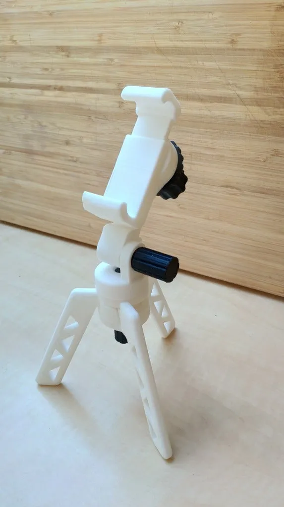 Universal Mobile Phone Tripod Mount, photo 4 of 4 - Universal Mobile Phone Tripod Mount Tools