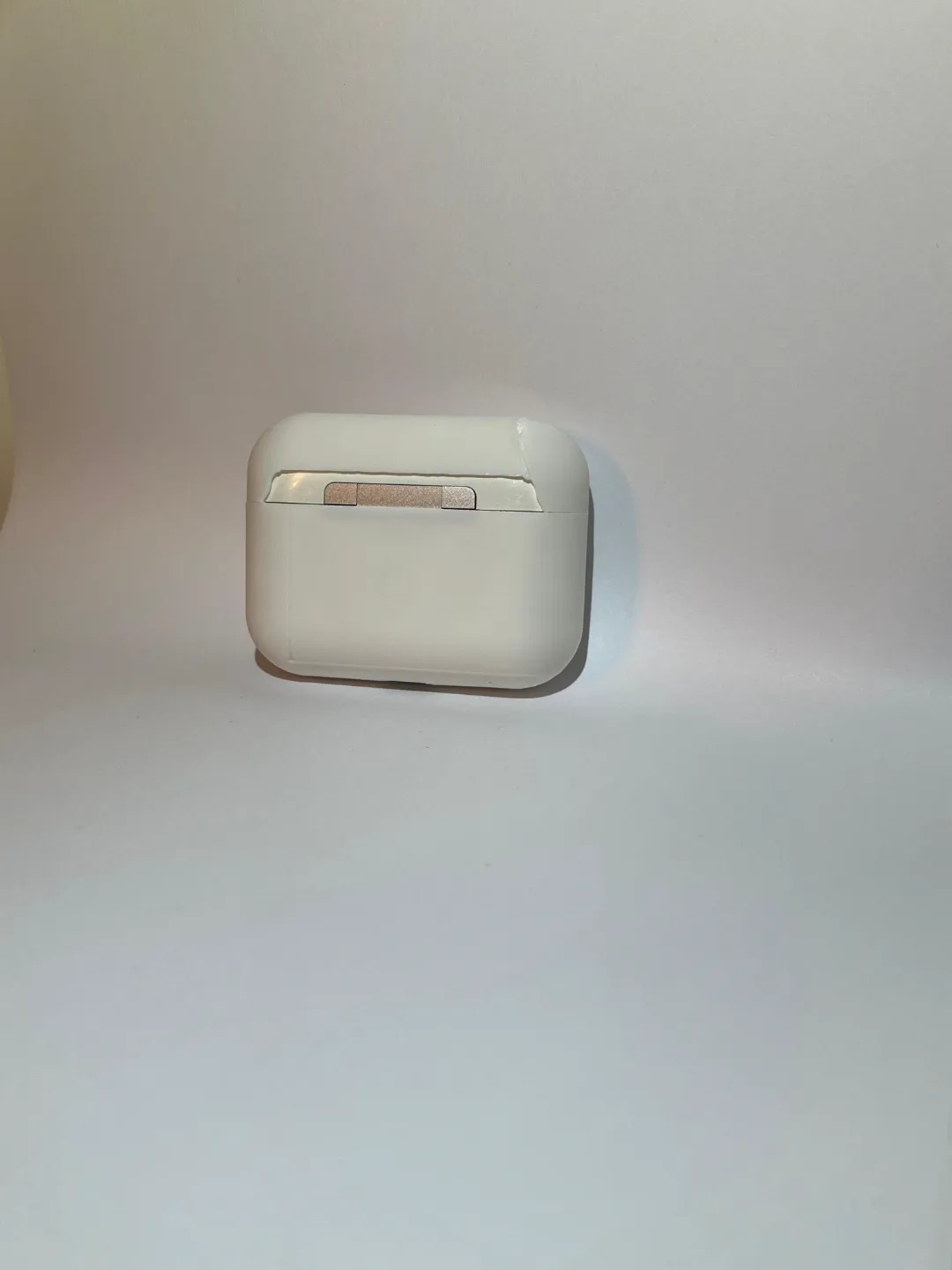 Airpods Pro 1/2 Ultra Slim Case, photo 3 of 4 - Airpods Pro 1/2 Ultra Slim Case Hobby & DIY