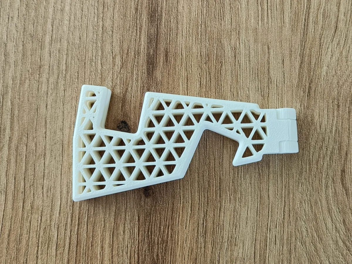 triangles (foldable phone stand), photo 3 of 4 - triangles (foldable phone stand) Mobile & Device Accessories