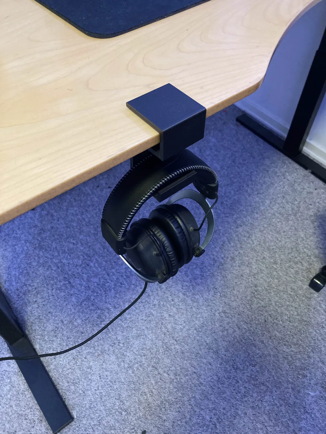 Ultimate Under Desk Headphone Holder (No Screws!)”, photo 3 of 3 - Ultimate Under Desk Headphone Holder (No Screws!)” Tools