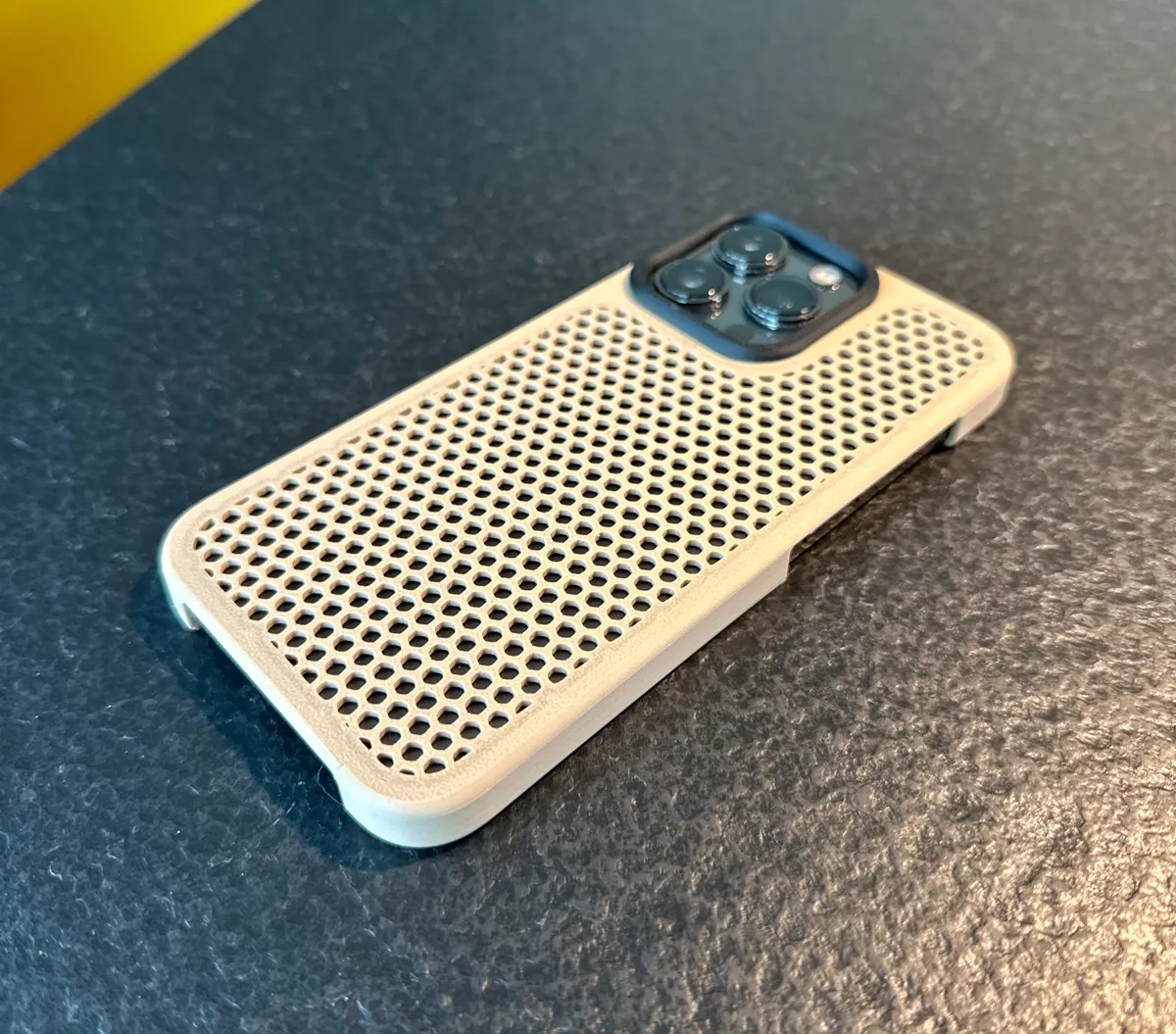 Minimal iPhone 13 Pro Hexagon Case, photo 4 of 4 - Minimal iPhone 13 Pro Hexagon Case Hobby & DIY