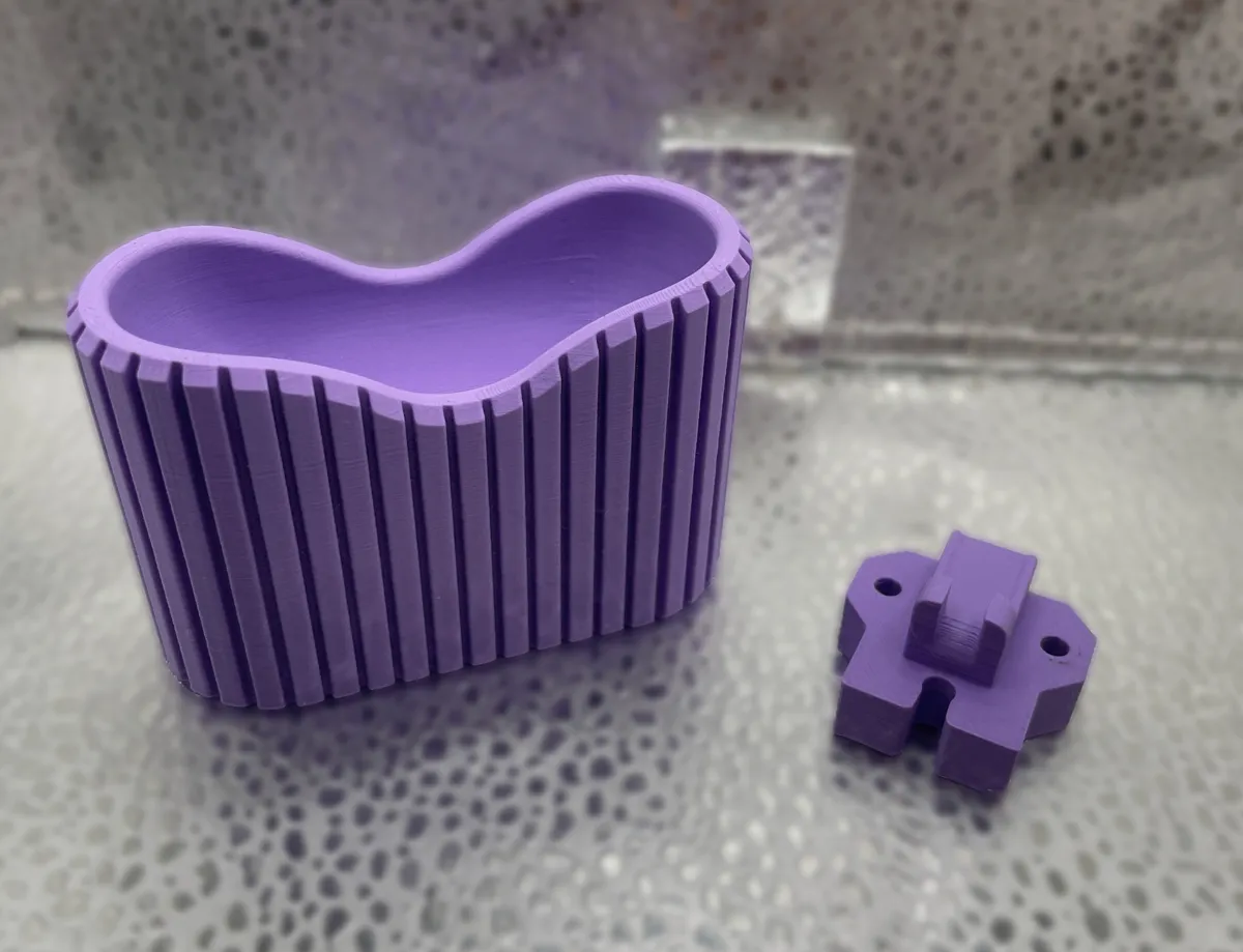 Apple AirPods Pro 2 Ribbed Dock for Original Cable, photo 2 of 2 - Apple AirPods Pro 2 Ribbed Dock for Original Cable Hobby & DIY