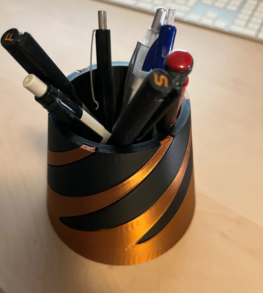 desk pen organizer - Rotating & Multi-compartment, in stock