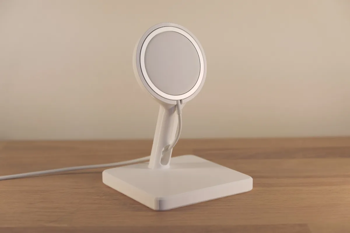 MagSafe Charger Stand for iPhone, photo 4 of 4 - MagSafe Charger Stand for iPhone Tools