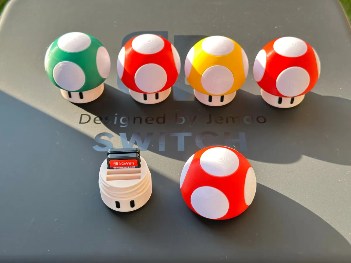 Nintendo Switch Game Case (Mario Mushroom Edition), photo 4 of 4 - Nintendo Switch Game Case (Mario Mushroom Edition) Toys & Games