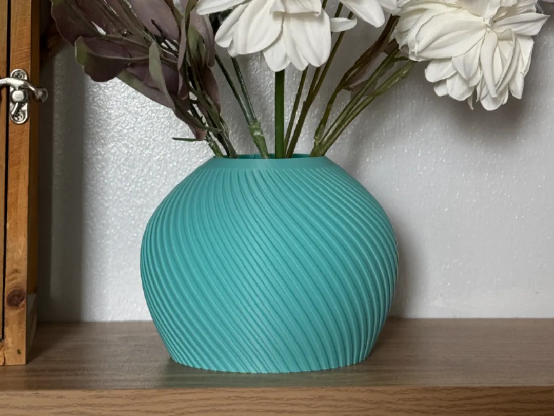 Mini Egg Vase