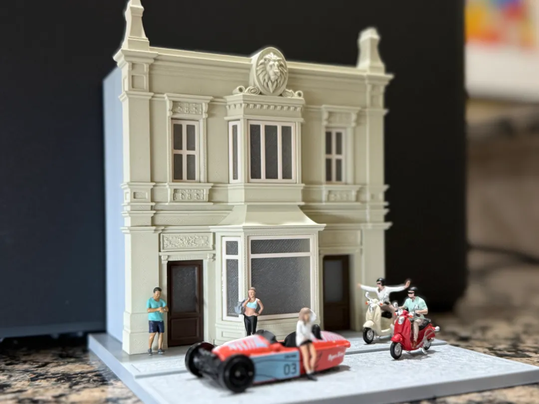 1:64 Store #1 (Town Square Series) Diorama