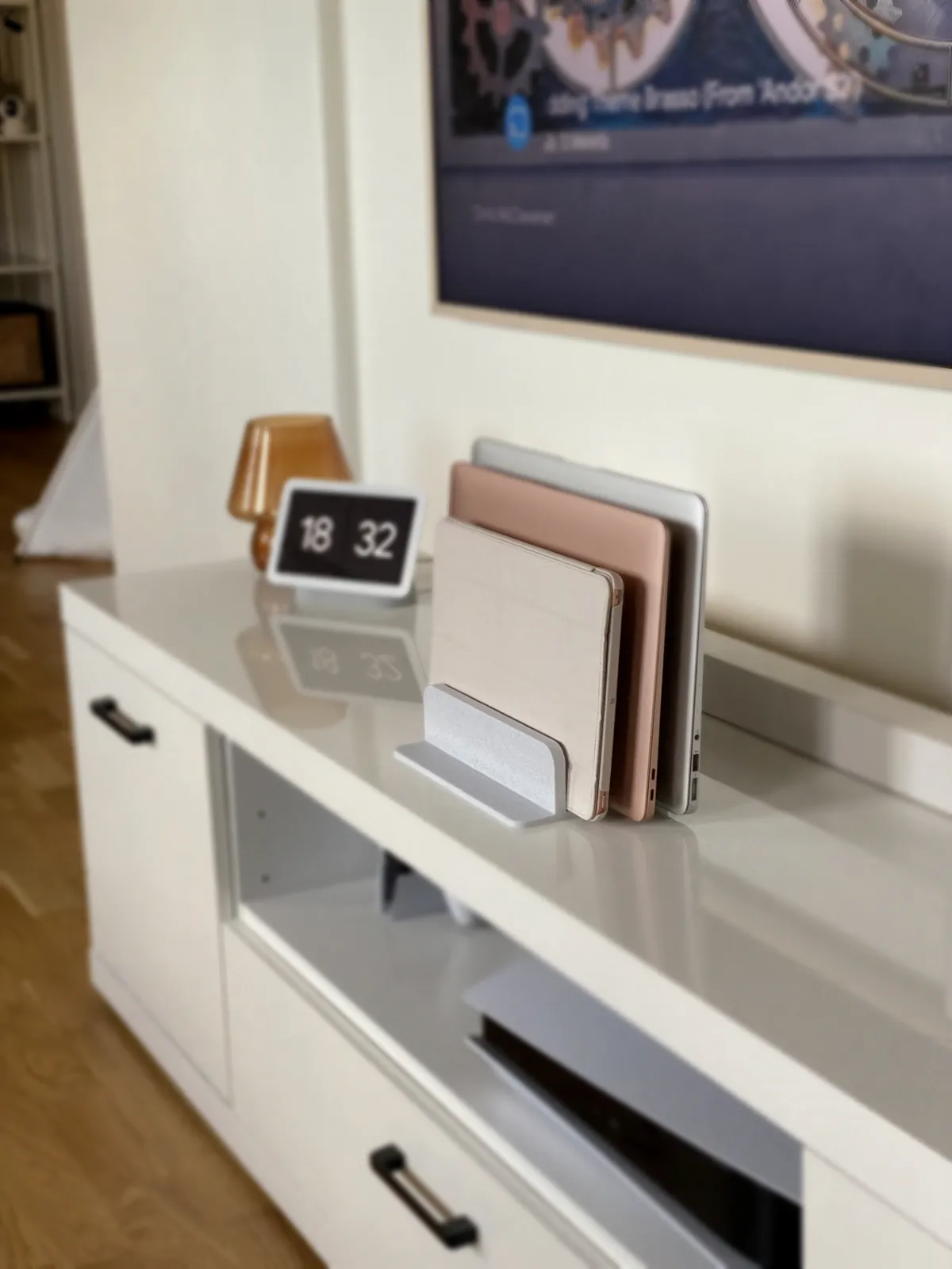Minimalist Device Stand, photo 4 of 4 - Minimalist Device Stand Mobile & Device Accessories