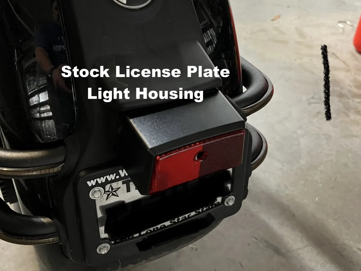Can Am Spyder F3S License Plate Light Housing, photo 3 of 4 - Can Am Spyder F3S License Plate Light Housing Car & Vehicle