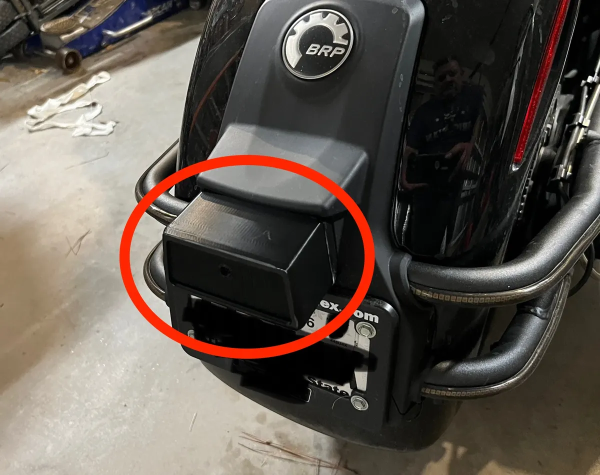 Can Am Spyder F3S License Plate Light Housing, photo 4 of 4 - Can Am Spyder F3S License Plate Light Housing Car & Vehicle