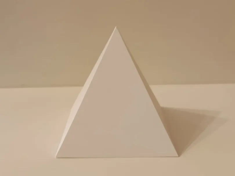 Geometric Square Pyramid Model