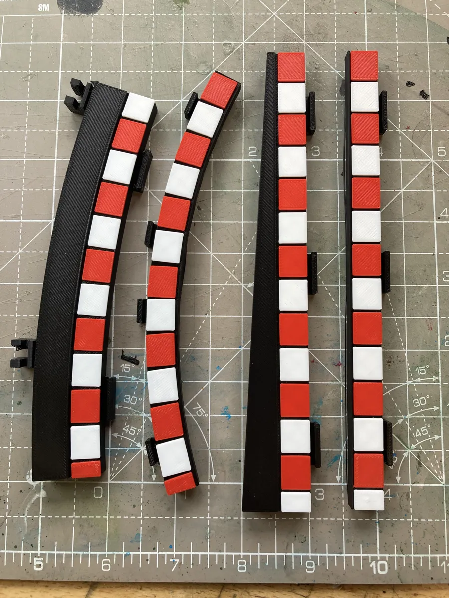 Scalextric Borders & Barriers, photo 4 of 4 - Scalextric Borders & Barriers Sports & Fitness