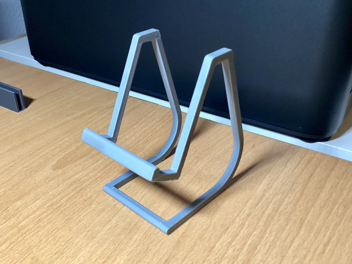 Minimalist Phone Stand with Charging Slot, photo 2 of 4 - Minimalist Phone Stand with Charging Slot Mobile & Device Accessories