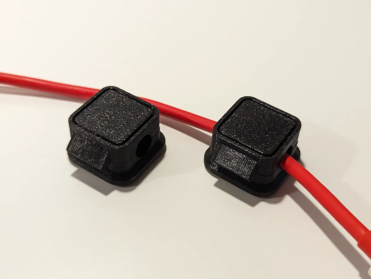 Magnetic Cable Clips - Snap Fit, photo 3 of 4 - Magnetic Cable Clips - Snap Fit Mobile & Device Accessories