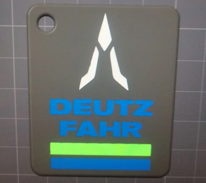 Deutz-Fahr KeyChain Logo - Car Brand Keychains, in stock in India