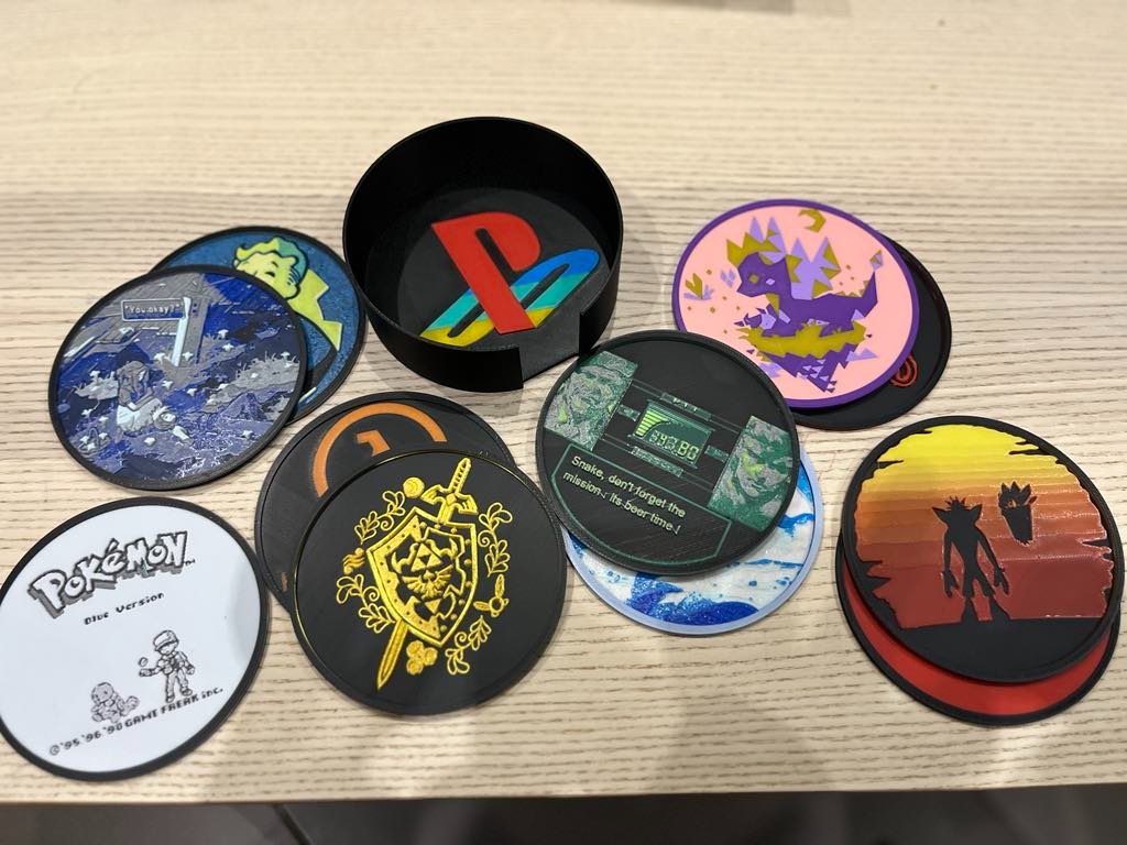 Video games 90's coasters + holder, photo 4 of 4 - Video games 90's coasters + holder Home Decor Items