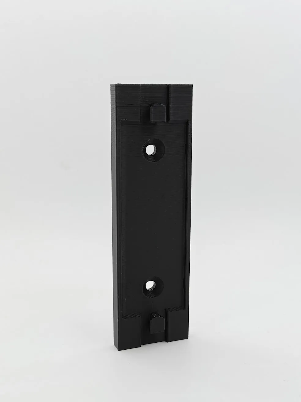 Milwaukee M12-18FC, M12-18C charger wall mount, photo 3 of 4 - Milwaukee M12-18FC, M12-18C charger wall mount Mobile & Device Accessories