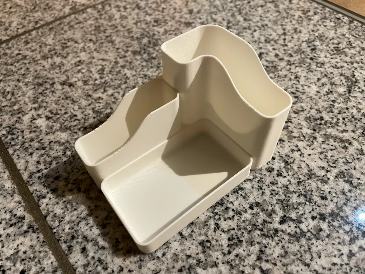 Minimalistic Desk Organizer, photo 2 of 3 - Minimalistic Desk Organizer Household