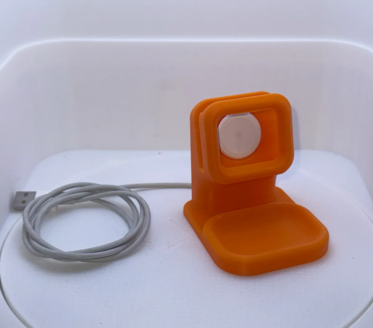 Iwatch 44mm charger and Airpods Pro Holder, photo 4 of 4 - Iwatch 44mm charger and Airpods Pro Holder Household
