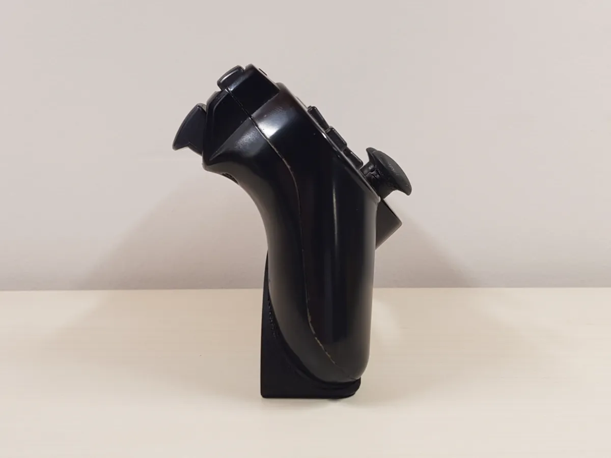 Invisible PS3 Controller Holder Minimalist, photo 4 of 4 - Invisible PS3 Controller Holder Minimalist Gaming Accessories
