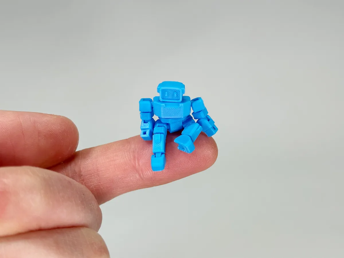 Robot E (Tiny, 20 joints,)